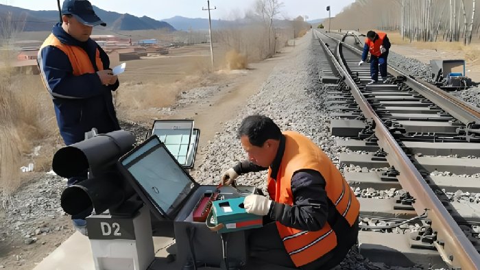 涉铁工程列车报警系统：保障轨道施工安全，提升铁路安全运营效率