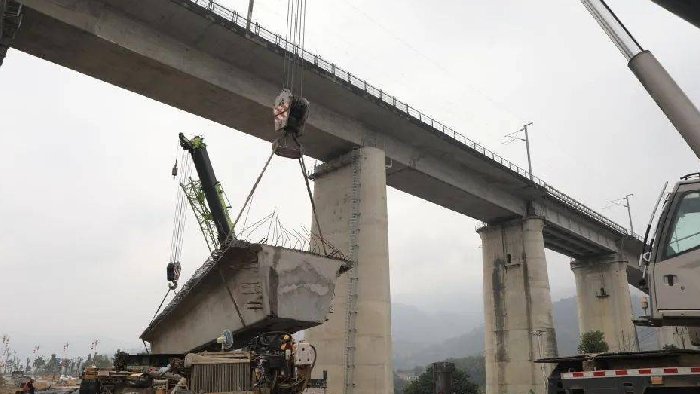 涉铁工程临时警戒防护，飞天光电便携式报警系统，入侵立即报警！