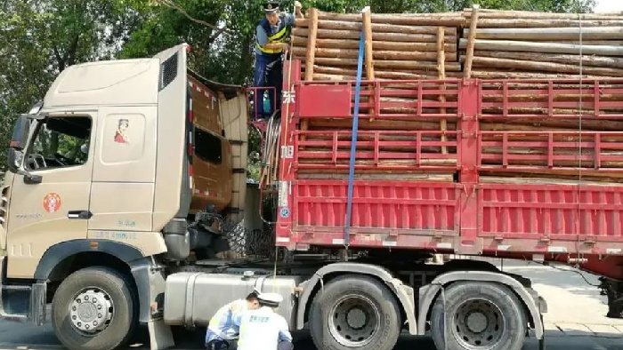 【项目案例】济南某收费站车辆超高报警项目