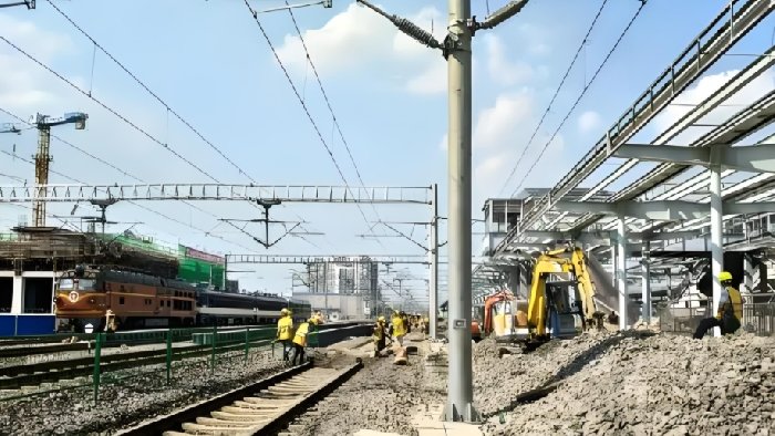 铁路智慧工地安全管理系统，包含哪些产品，对施工安全有帮助吗？