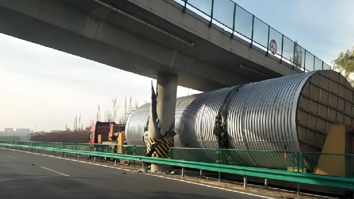 铁跨公立交桥限高架碰撞报警系统，是如何工作的？关键在于“它”