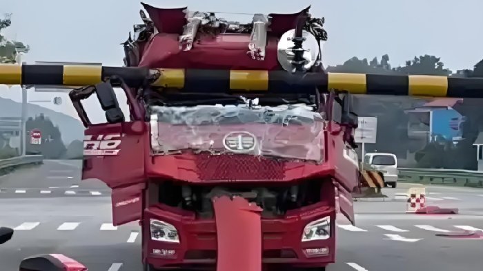 激光超高检测器，防范超高车辆和船舶碰撞事故，及时预警更安全！