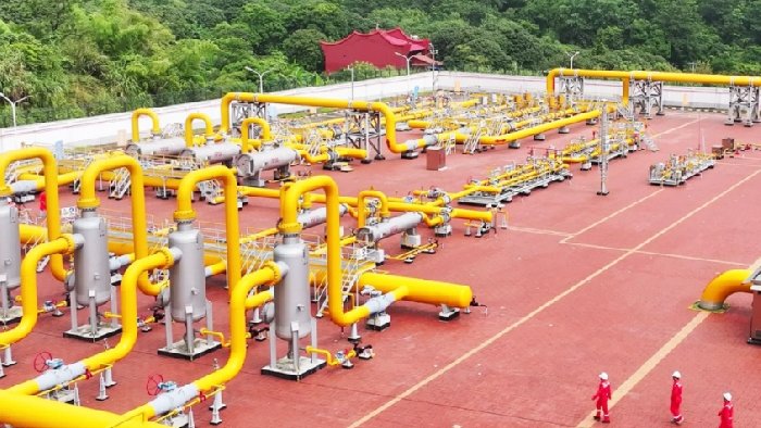 防区型振动光纤系统，为能源设施构筑智能防护网，感知入侵破坏！
