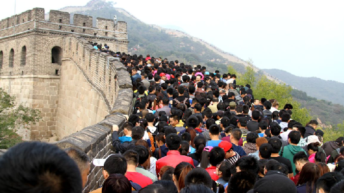 十月一国庆出游热潮下，景区智能安防系统升级，守护安心旅程！