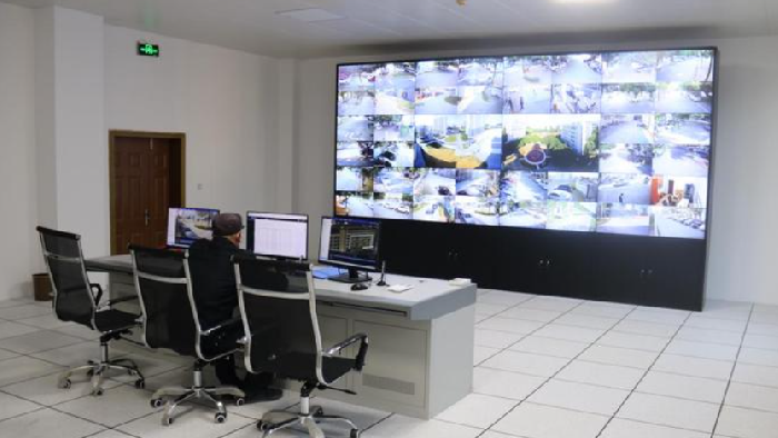 科技赋能校园安全，电子围栏安全防线，防范外界人员入侵行为！