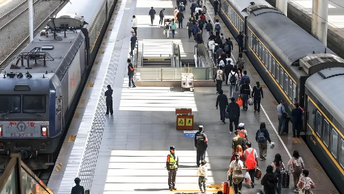 铁路站台端部防入侵报警系统，防止乘客跃下站台，守护出行每一程