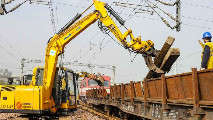 飞天光电：科技赋能，守护铁路临近营业线施工安全