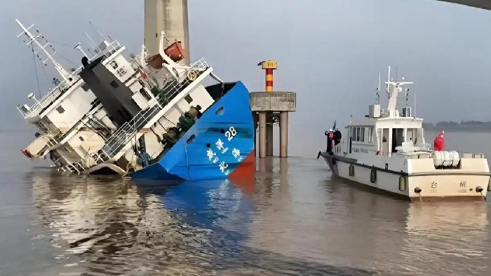 <b>科技筑牢航道安全防线 激光对射技术破解船舶超高碰撞难题</b>